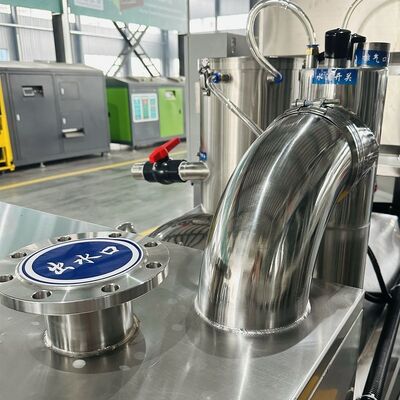 Dispositivo stabile e durevole per la separazione olio-acqua per il trattamento delle acque reflue oleose